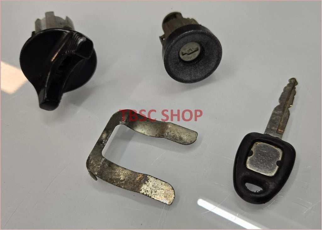 Ignition Lock with Key for Lincoln Mark VIII (1993–1996)
