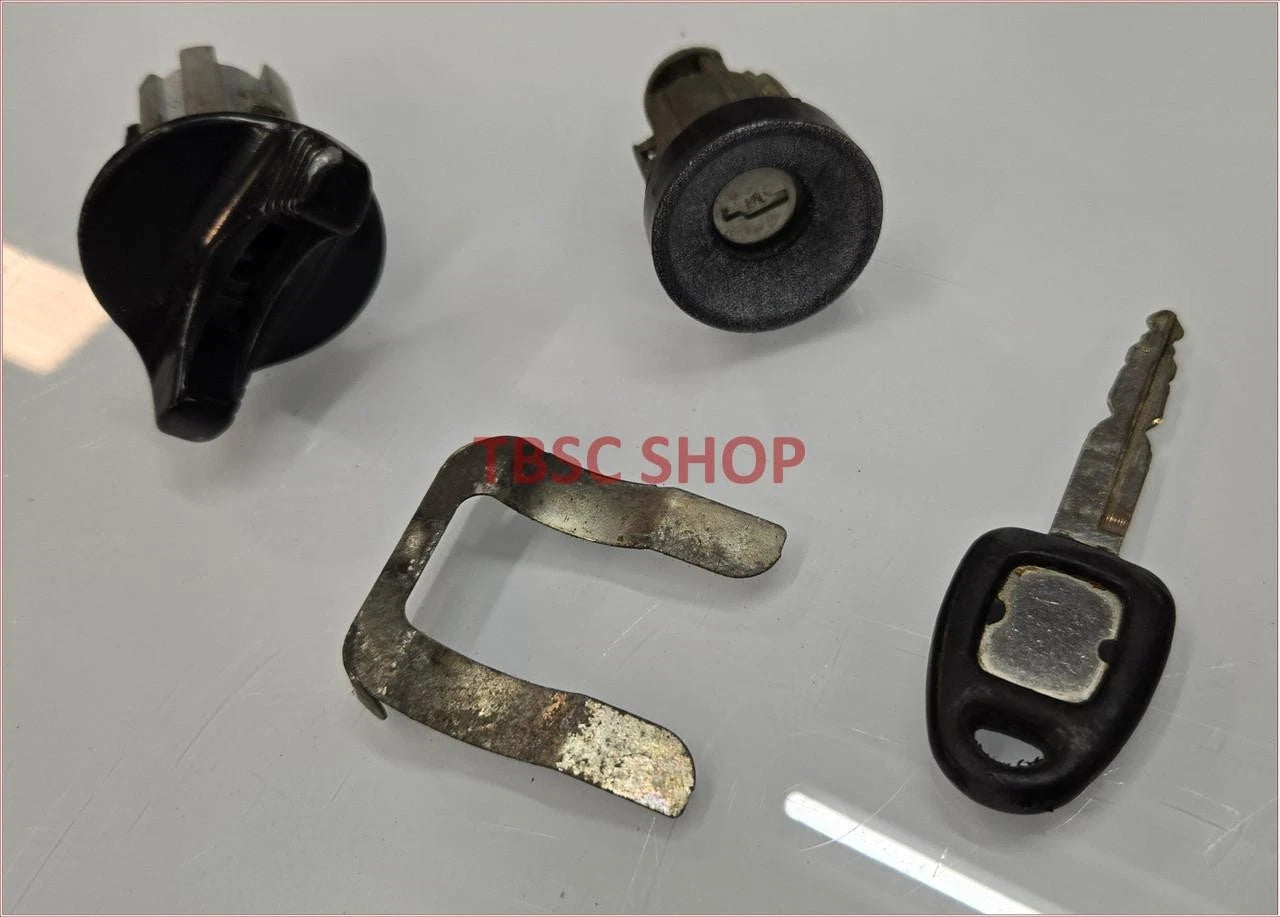 Ignition Lock with Key for Lincoln Mark VIII (1993–1996)