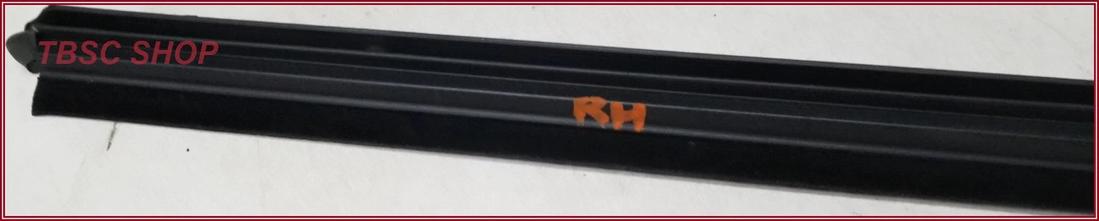Door Sweep Interior Glass Molding RH for Thunderbird Cougar (1989–1997)