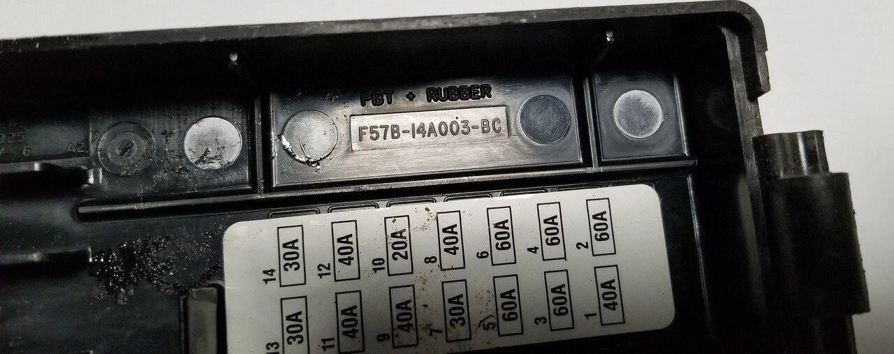 Fuse Relay Box Cover for Lincoln Continental (1997) F57B-14A003-BC