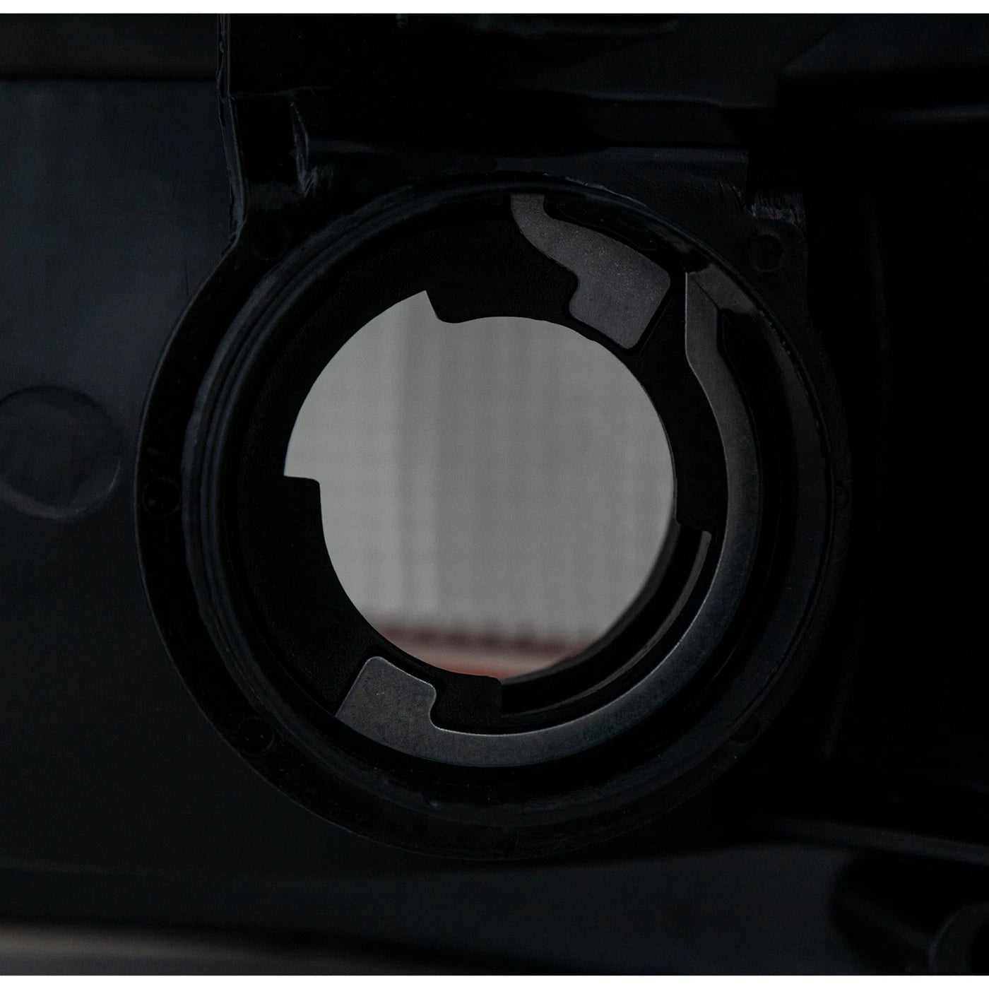 Tail Light Lens and Housing for Dodge Durango, Grand Caravan (1998–2003)