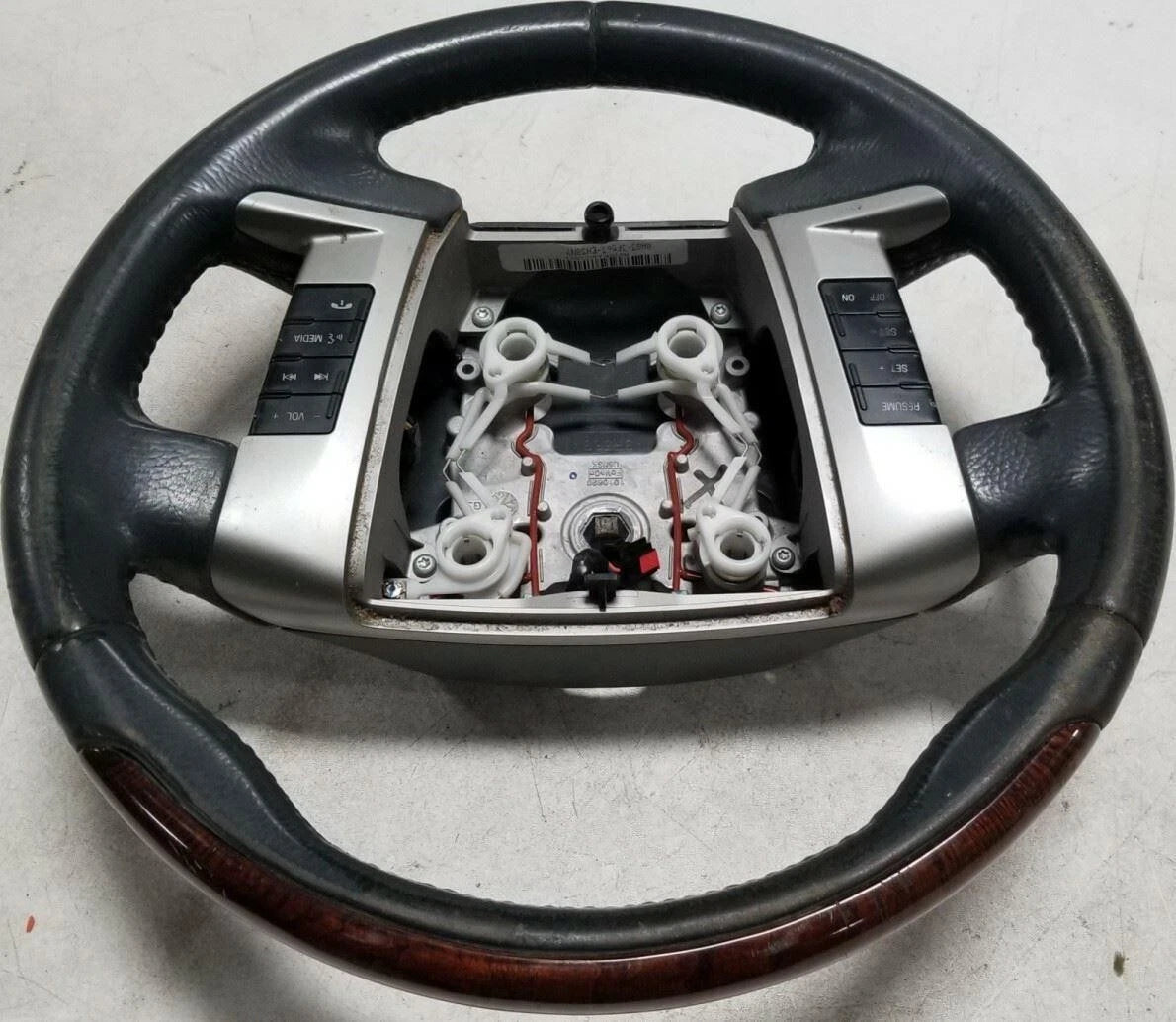 Steering Wheel for Ford Flex (2009–2012) Gray with Wood Accent