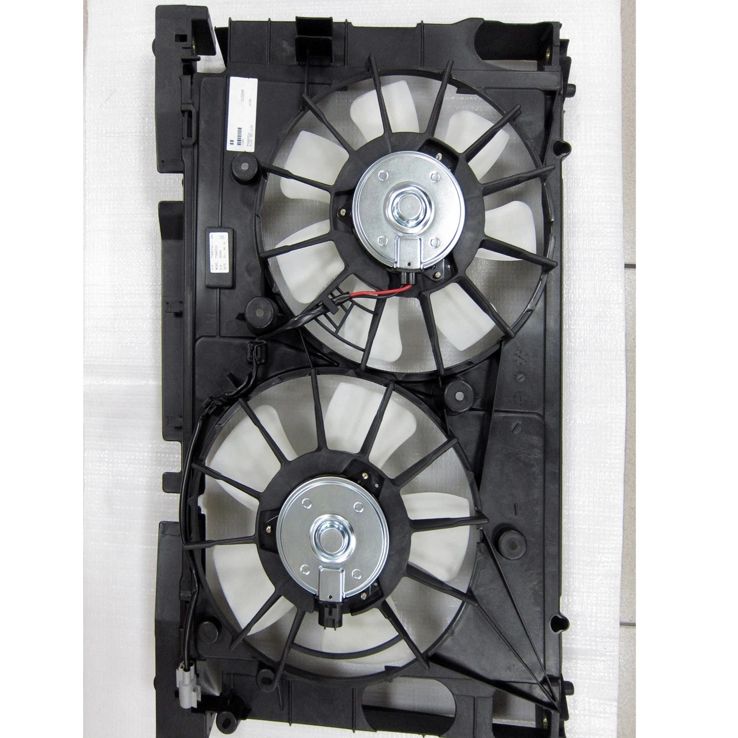 Replacement Dual Fan Assembly Repair Part for Toyota Prius (2010–2015)