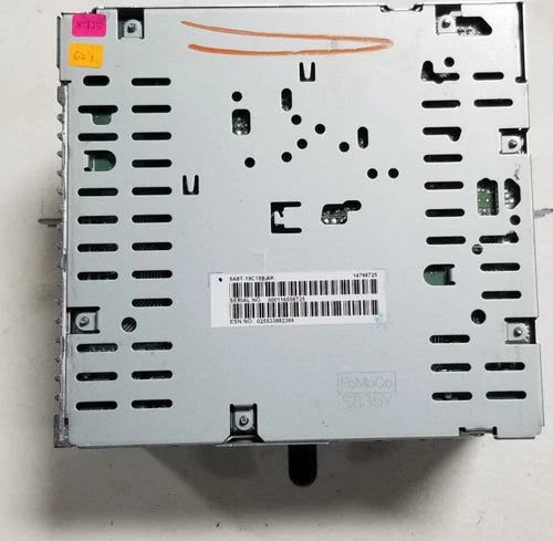 6 Disc CD Player Radio Receiver for Ford Flex (2009–2010) 8A8T-19C159-AK