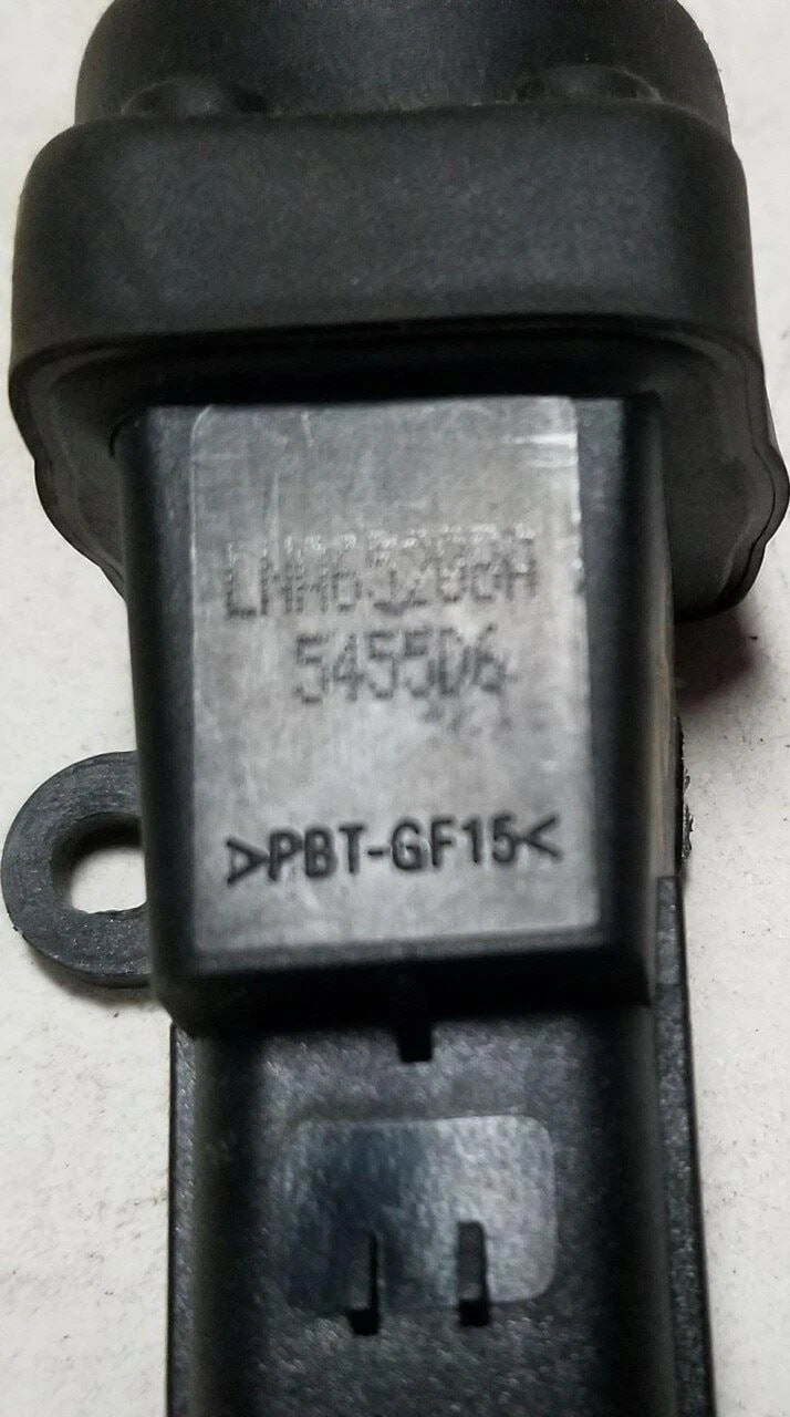 Inertia Fuel Cut Off Switch for Jaguar XJ8 XJR XK8 XJ6 XJ12 (1993–2003) LNA6520BA