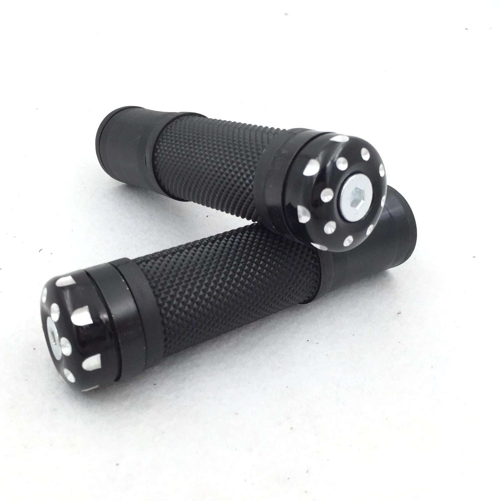 7/8" Black Rubber Handlebar Grip for Suzuki GSXR 600, Hayabusa, CB1300, CB600F