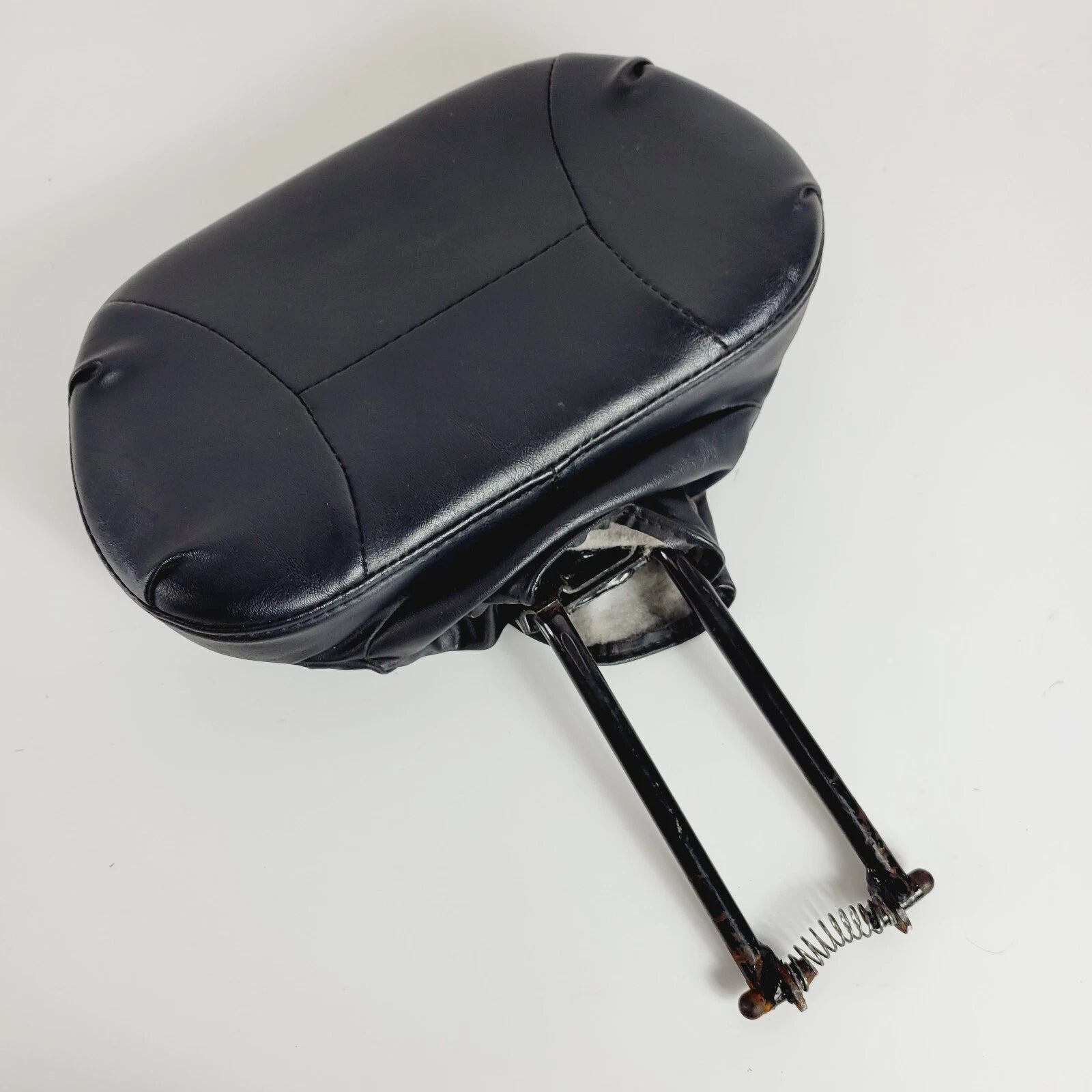Front Smooth Style Riders Backrest for Harley Touring (1997–2023) 52300732