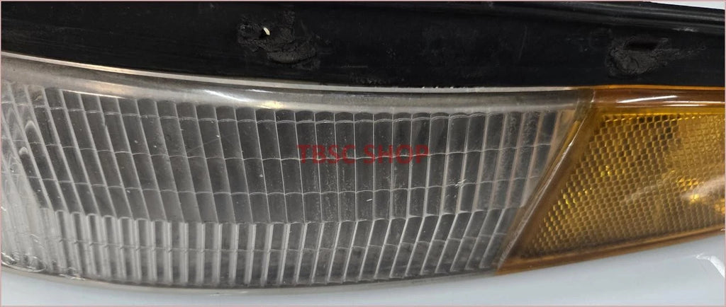 Turn Signal LH for Lincoln Mark VIII (1993–1996)