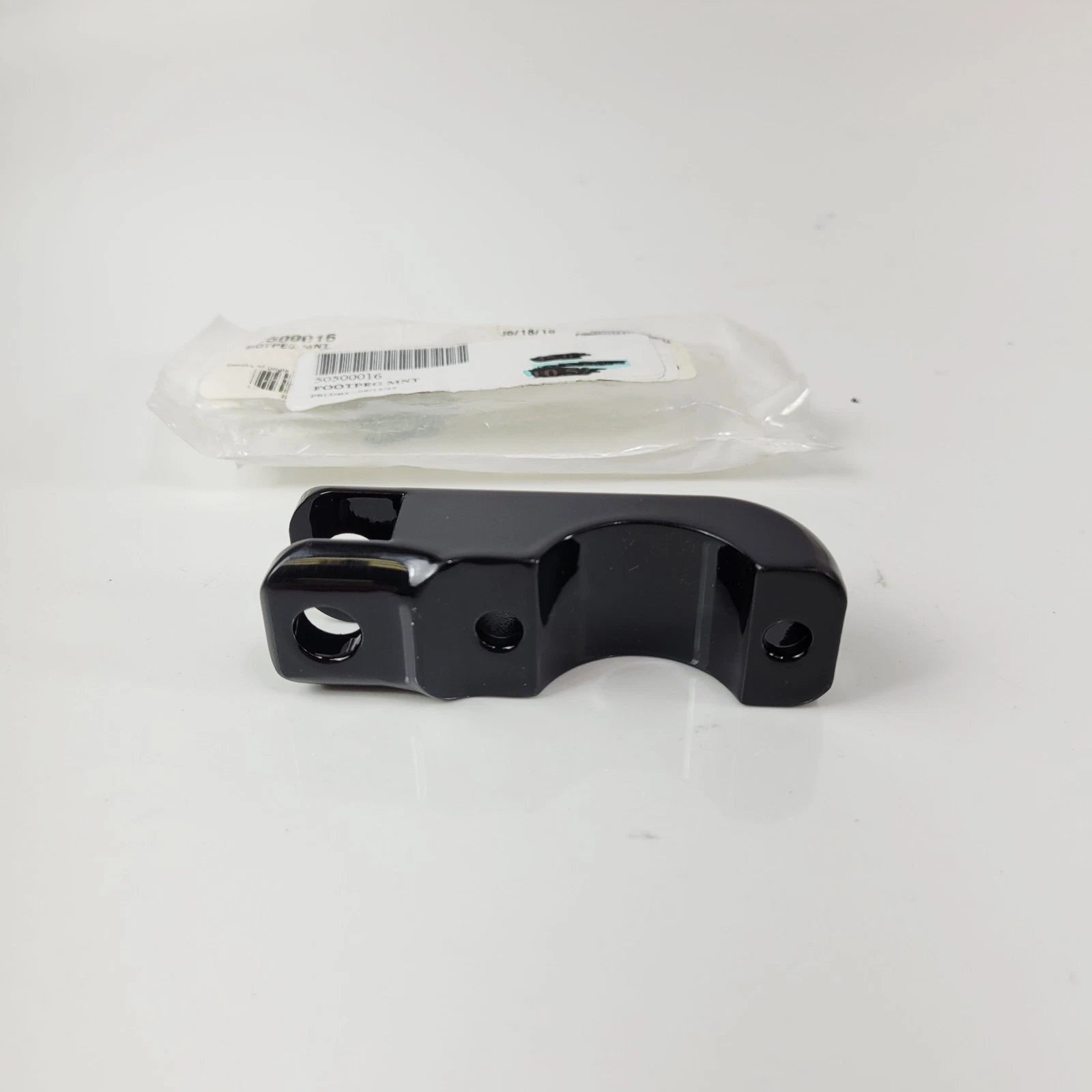 Footpeg Mount Bracket for Harley Davidson CVO (2016–2023) 50500016