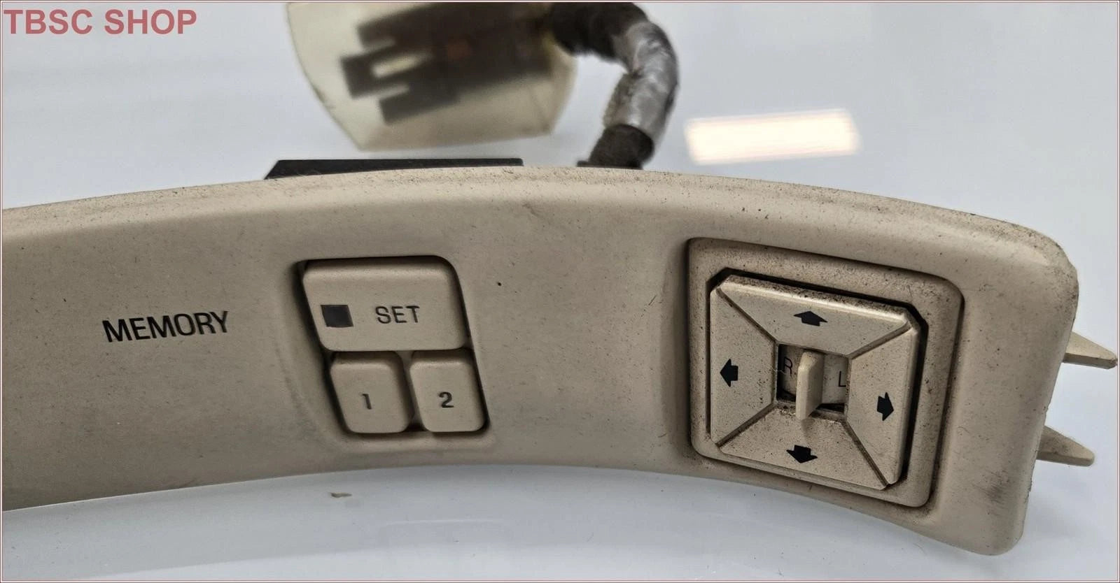 Door Lock Memory Seat Switch Holder LH for Lincoln Mark VIII (1993–1996)