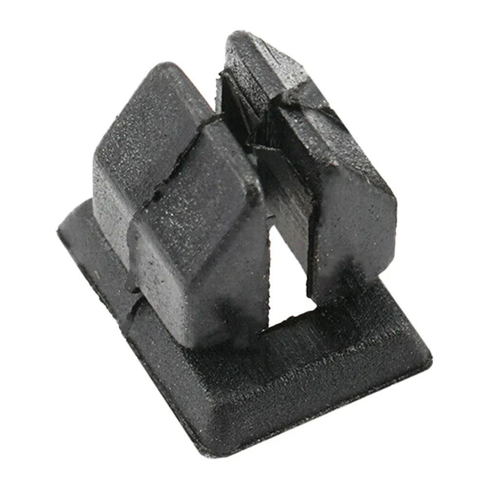 30 x Retainer Clips Tight Fit