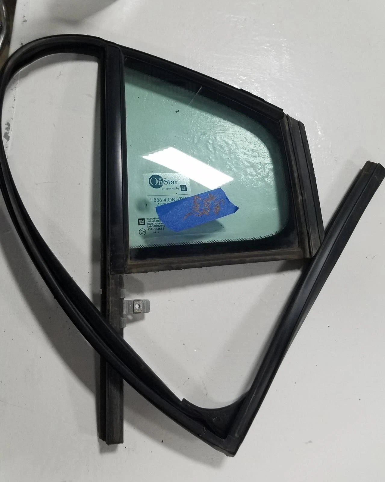 LH Rear Driver Door Fixed Quarter Window Glass for Saturn Aura (2007–2009)