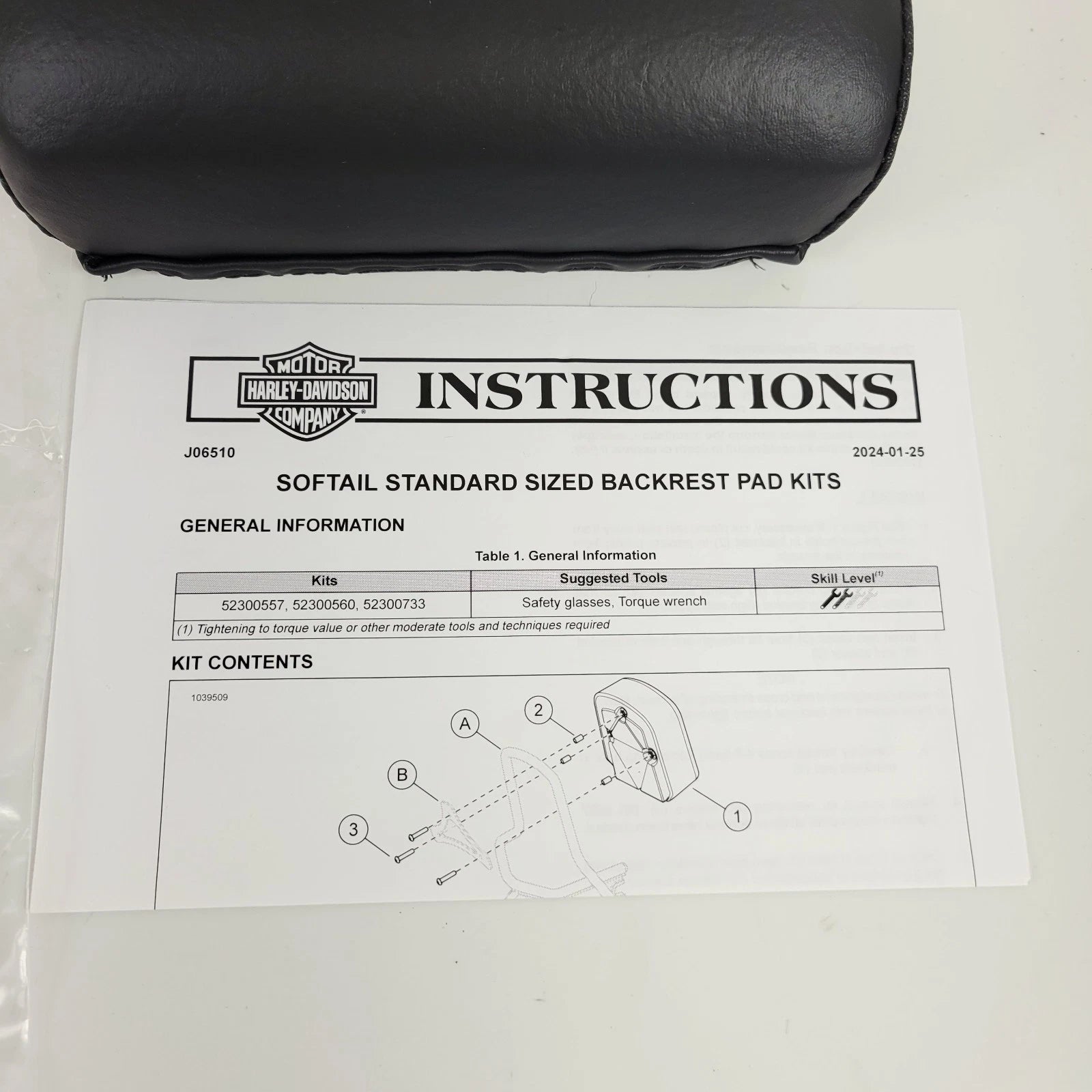 Passenger Backrest Pad for Harley-Davidson Softail (2018–2023) 52300733