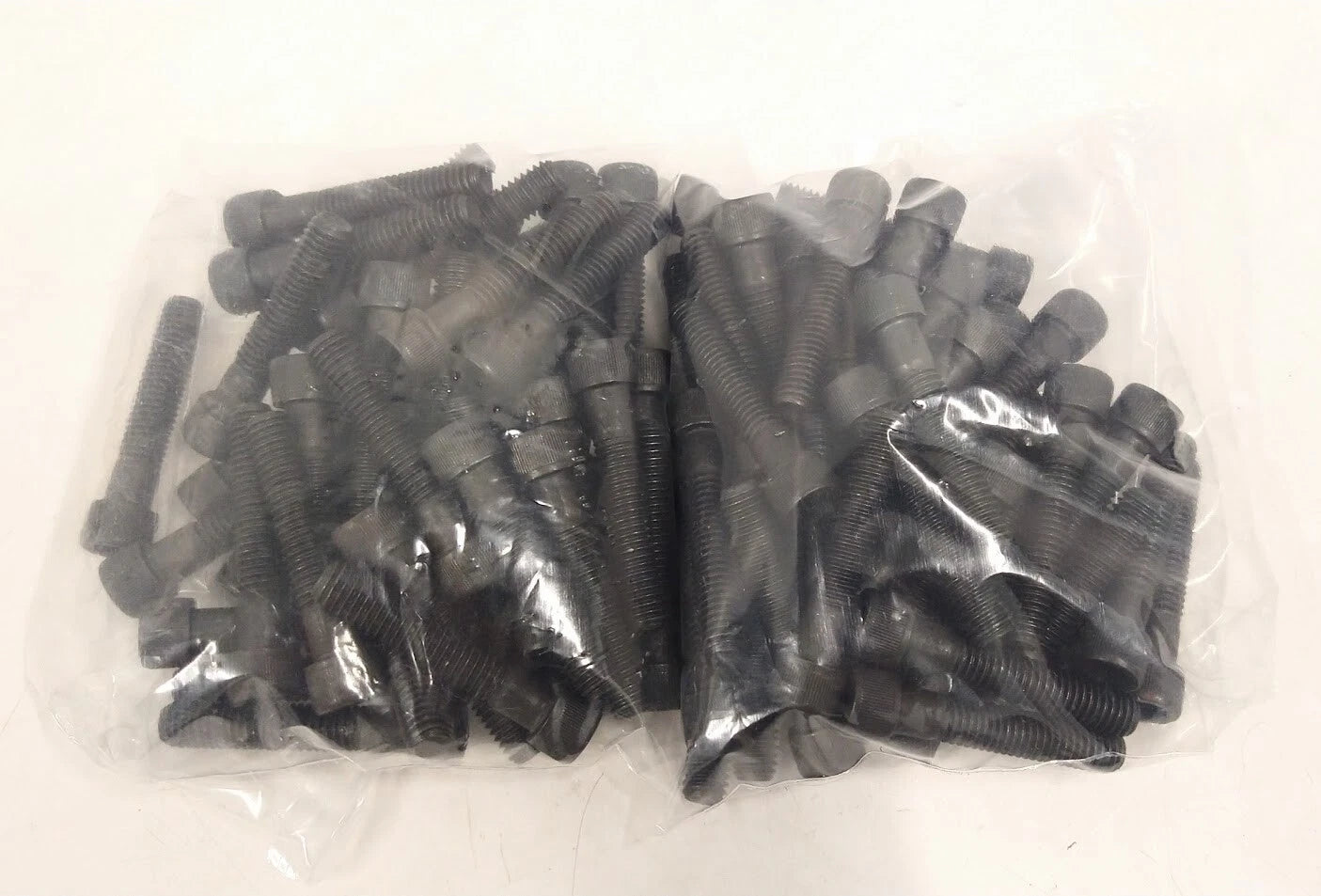 80 Count Screw/Bolt Set UH A574 2.5'' for Automotive Applications