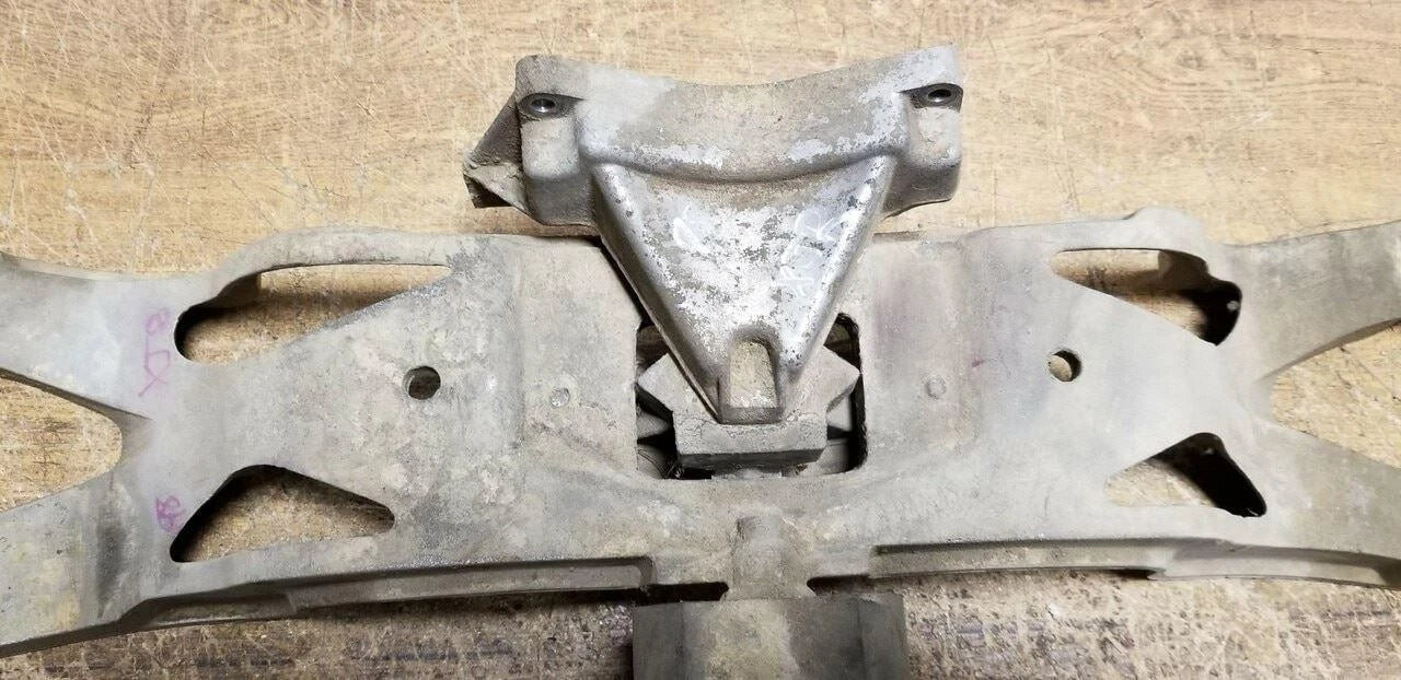Transmission Crossmember with Mount for Jaguar XJR (1998–2003)