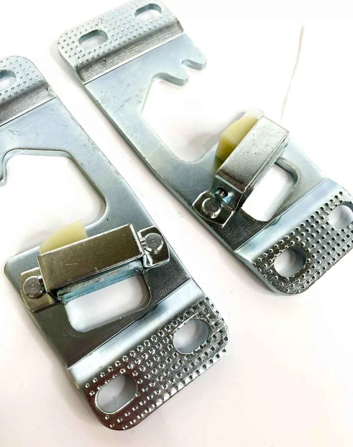 Set Door Latch Striker Plate Pair for 1964-1966 Chevy GMC Pickup