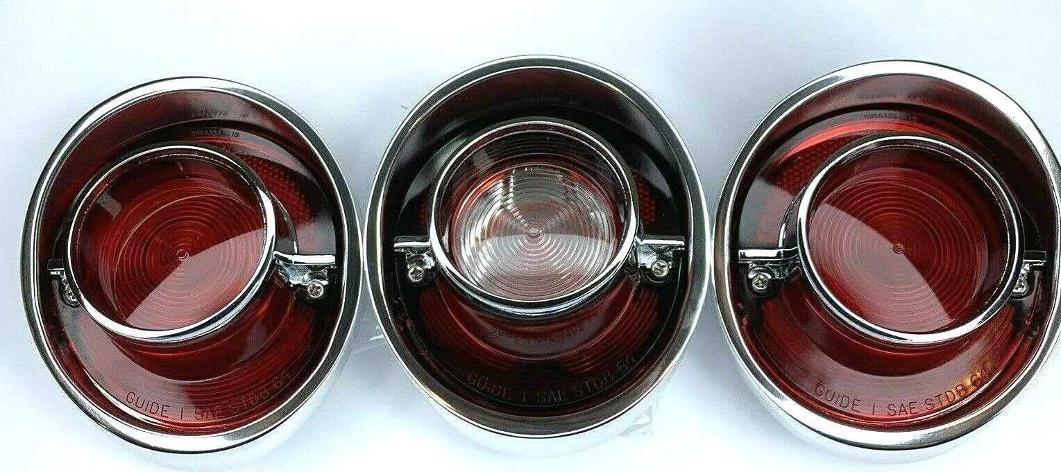 Tail Light Reverse Assembly Kit for 1964 Chevrolet Impala (Bezel & Housing)
