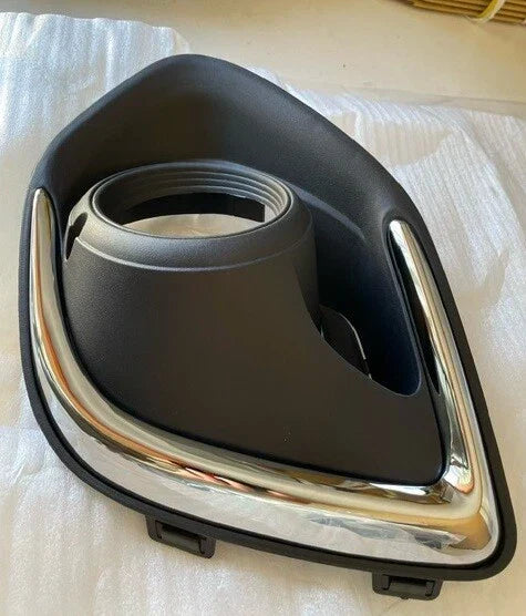 Front Chrome Fog Light Bezel Cover Trim for Mitsubishi