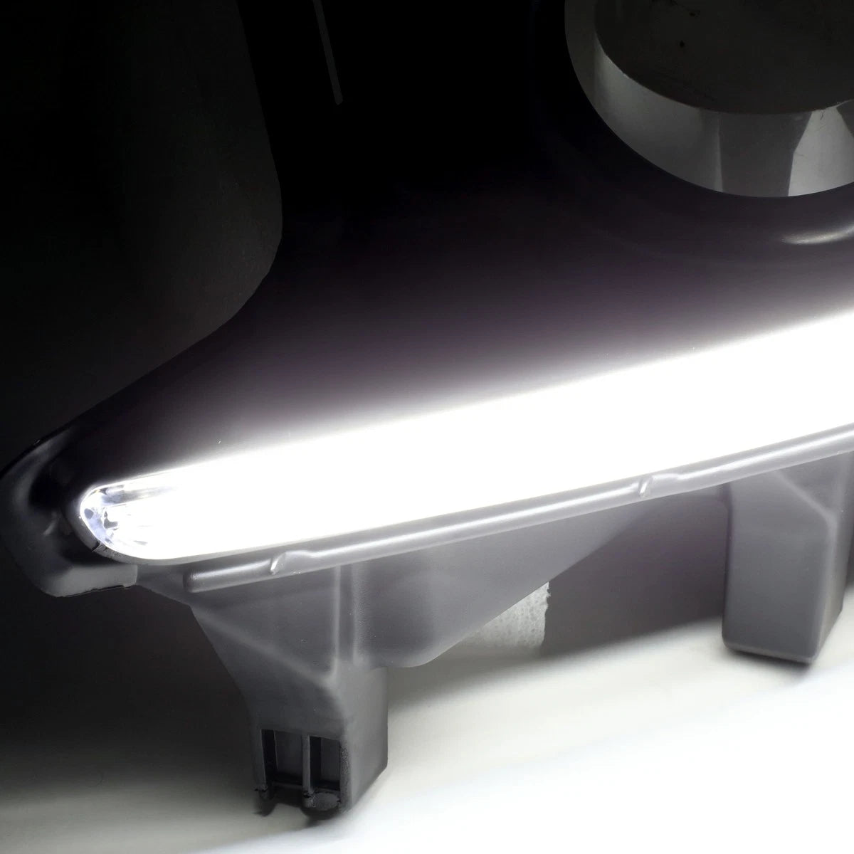 Pair of Fog Light Bezels for Toyota Highlander (2014–2016) + LED DRL Bar