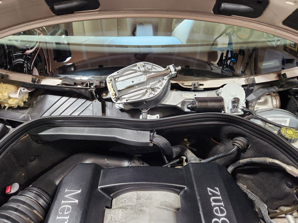 Windshield Wiper Motor for Mercedes C-Class (C230)