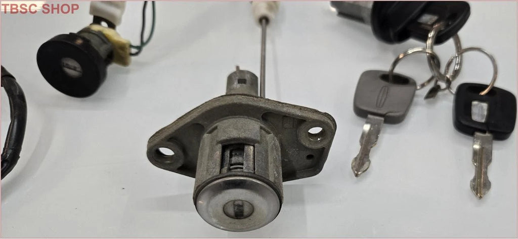 Door Trunk Ignition Lock Set with Keys for Lincoln Continental (1998–2002)