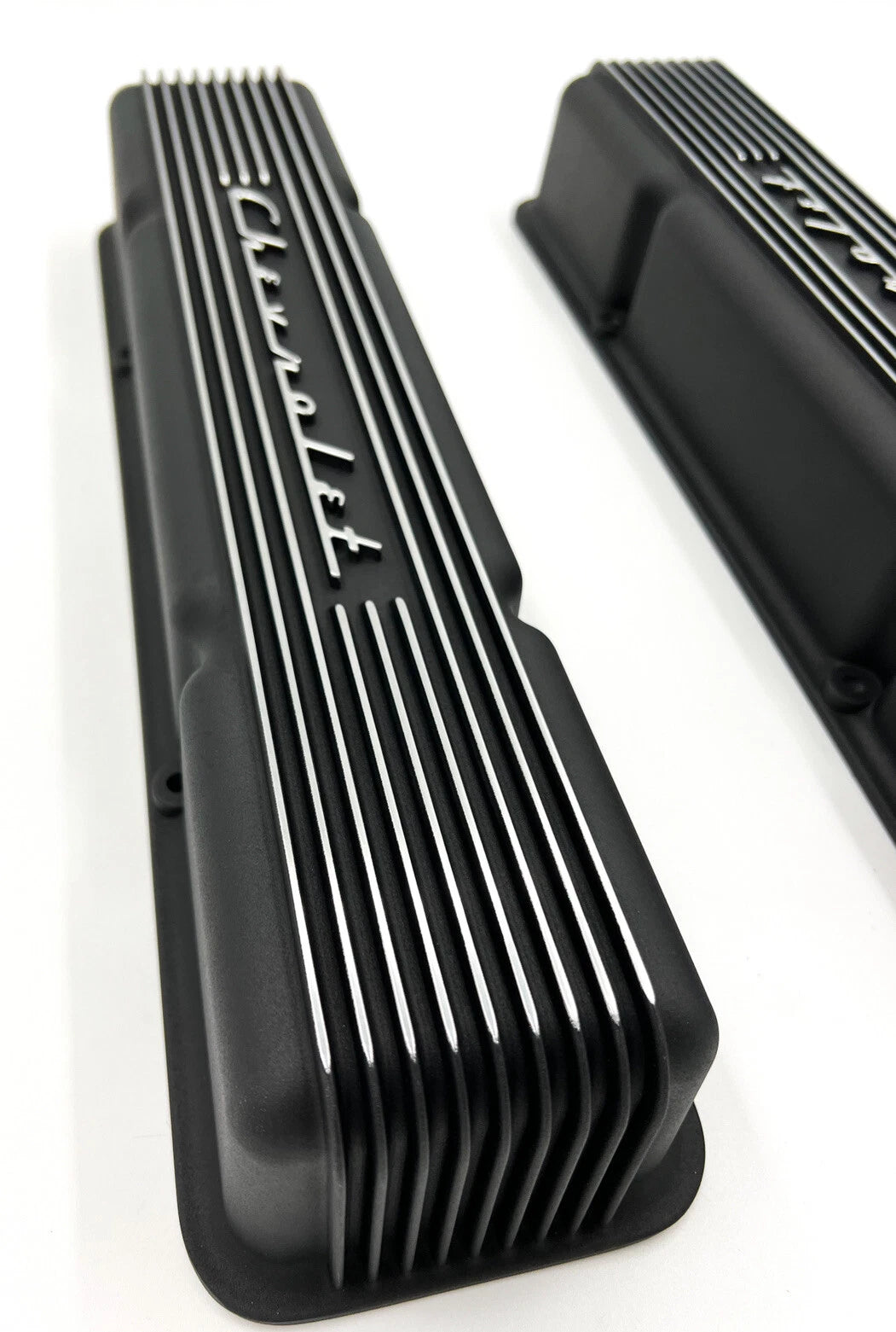Valve Covers Replacement Finned Chevrolet Script for Small Block Chevy 350 (1968–1970)