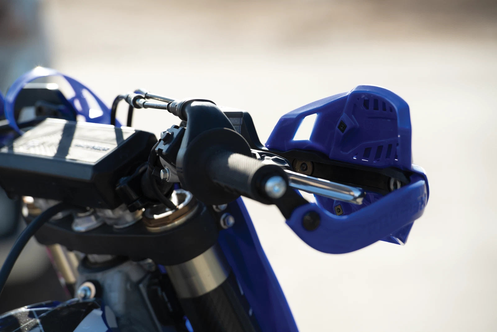 1 1/8" Closed Handguard for