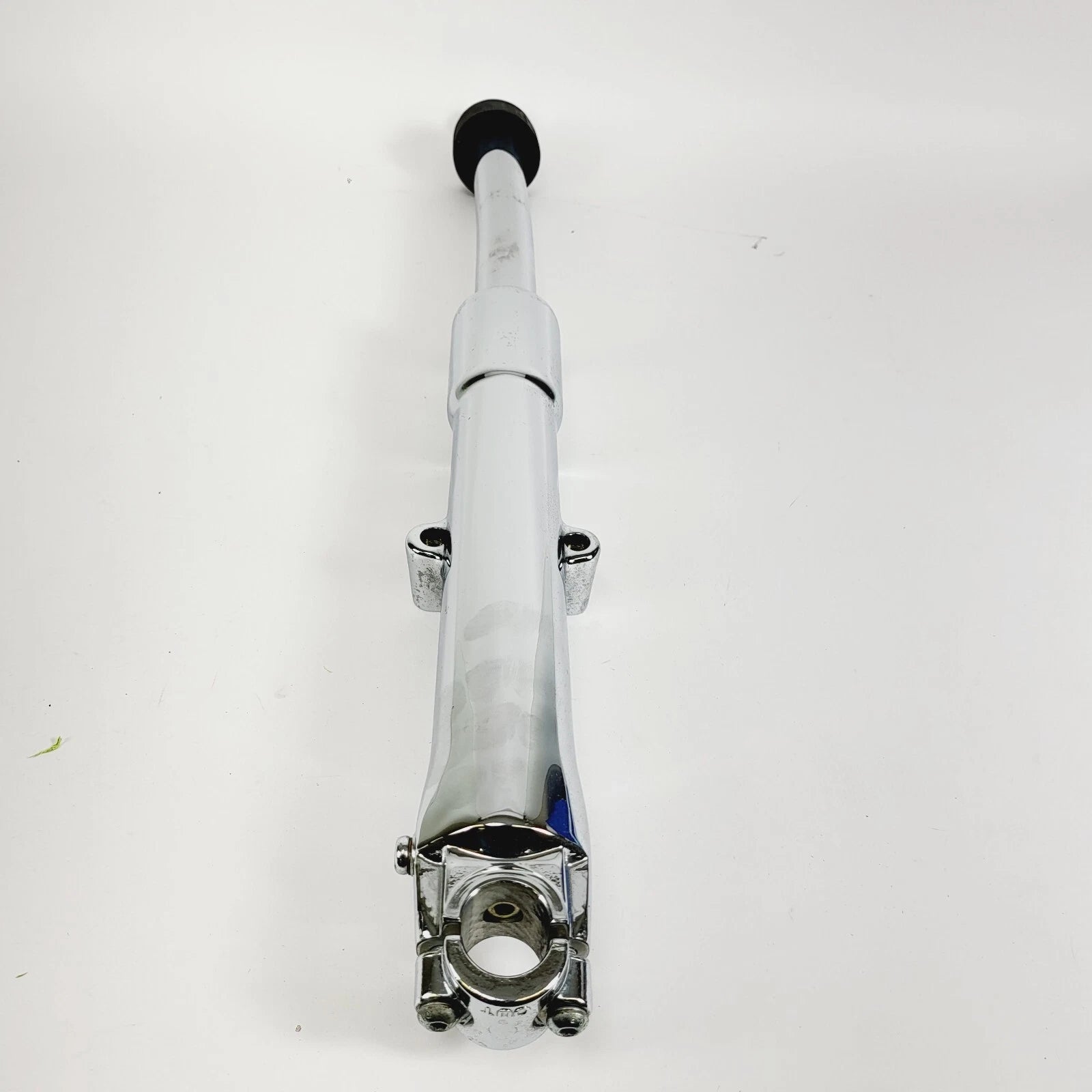 Chrome Right Fork Lower Leg for Harley Davidson Softail (2007–2017) G592-30-R