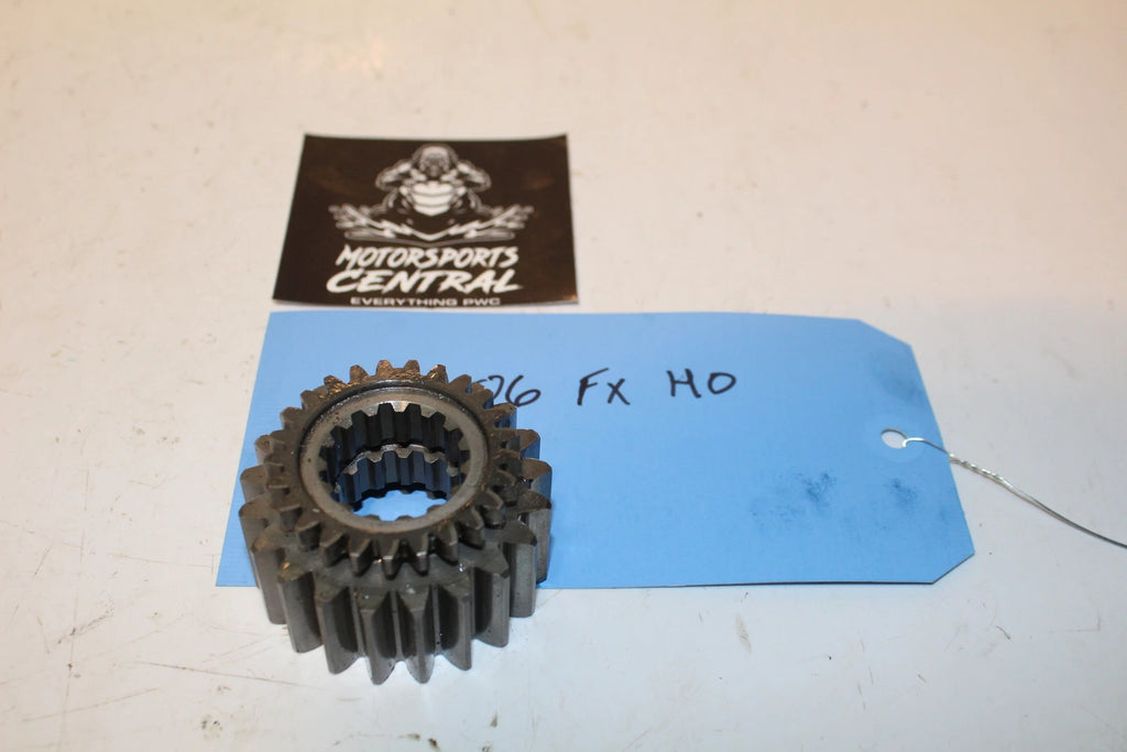 Transfer Drive Gear for Yamaha VX Sport, VX Cruiser, VX110 (OEM 6B6-17586-00-00)