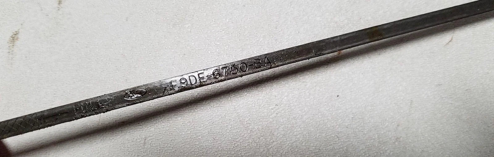 Engine Oil Dipstick for Ford Taurus Sable (1993) E9DE-6750-BA