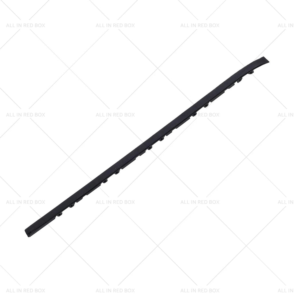 Outside Windscreen Moulding Set for Toyota Prado 150 Series (2009–2023)