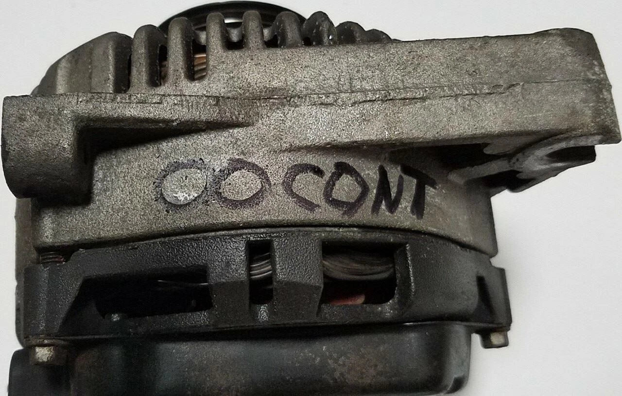 Alternator with Pulley for Lincoln Continental (1998–2002)