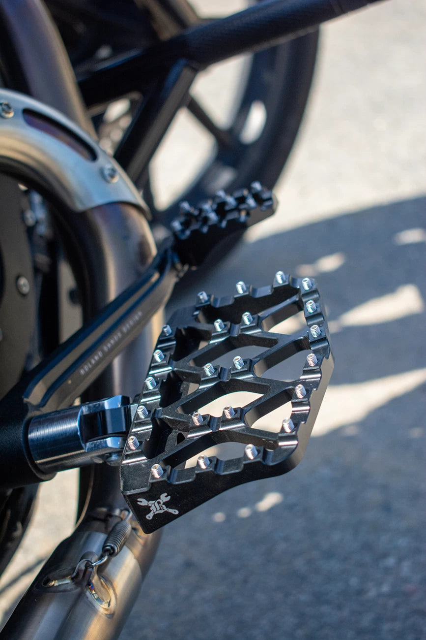 Burly Brand MX-Evolution Mini Floorboards for Harley FXD/XL (B13-1018B)