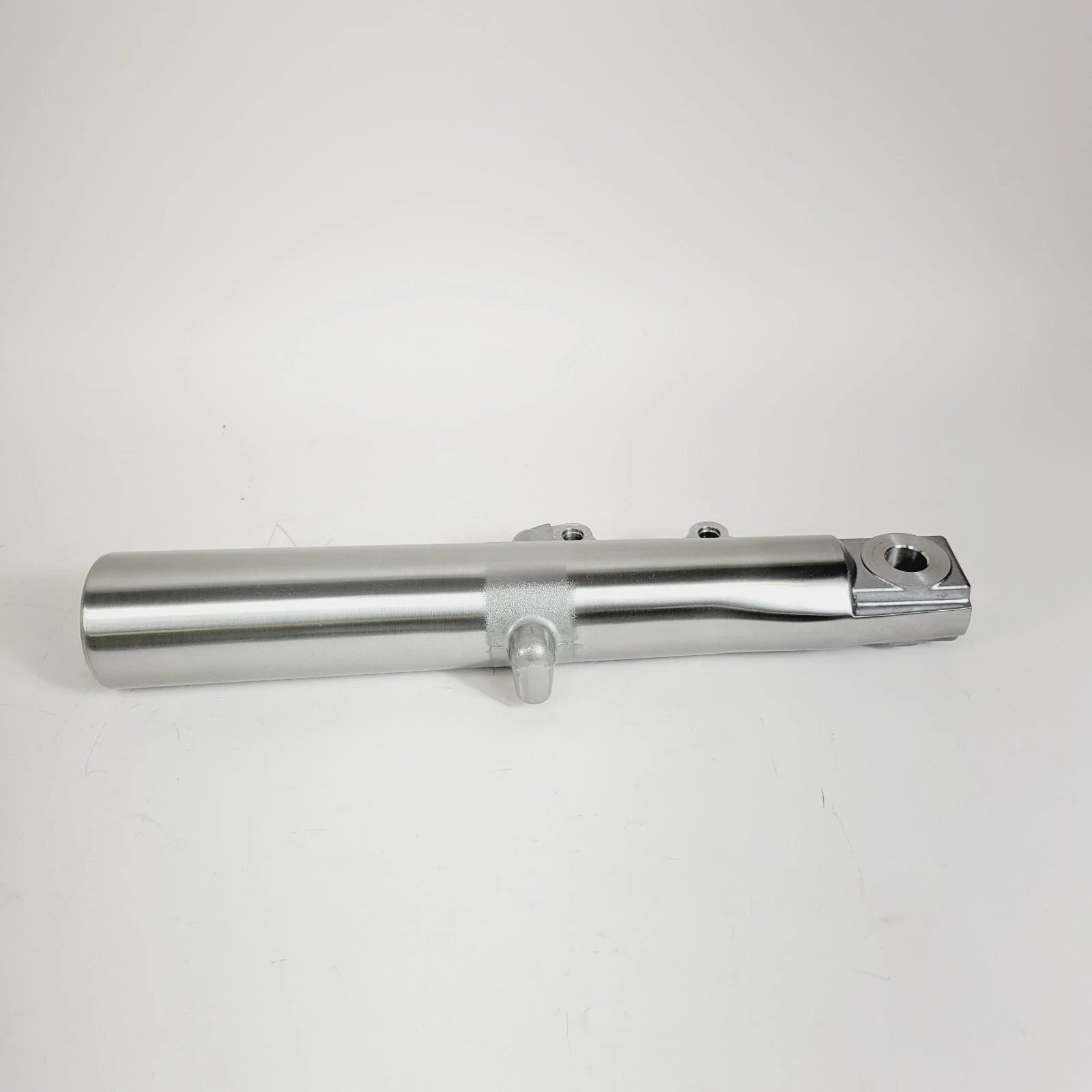 Front Left Fork Lower Leg Slider for Harley-Davidson Touring (2000–2013)