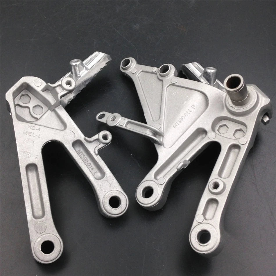 Foot Peg for Honda CBR1000RR (2004–2007) - Silver Front Rider Bracket
