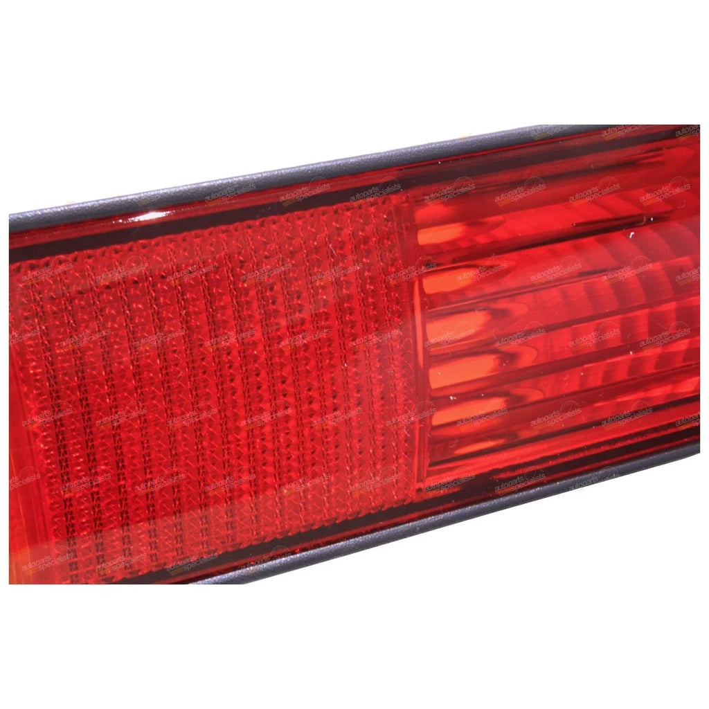 LH Rear Bar Indicator Light Lamp for Mitsubishi Pajero NM (2000 - 2002)