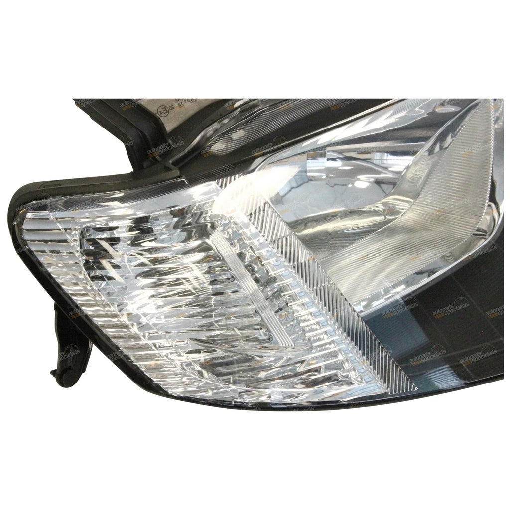 RH Headlight with Clear Flasher for Mitsubishi Triton ML GL GLX (2006 - 2009)