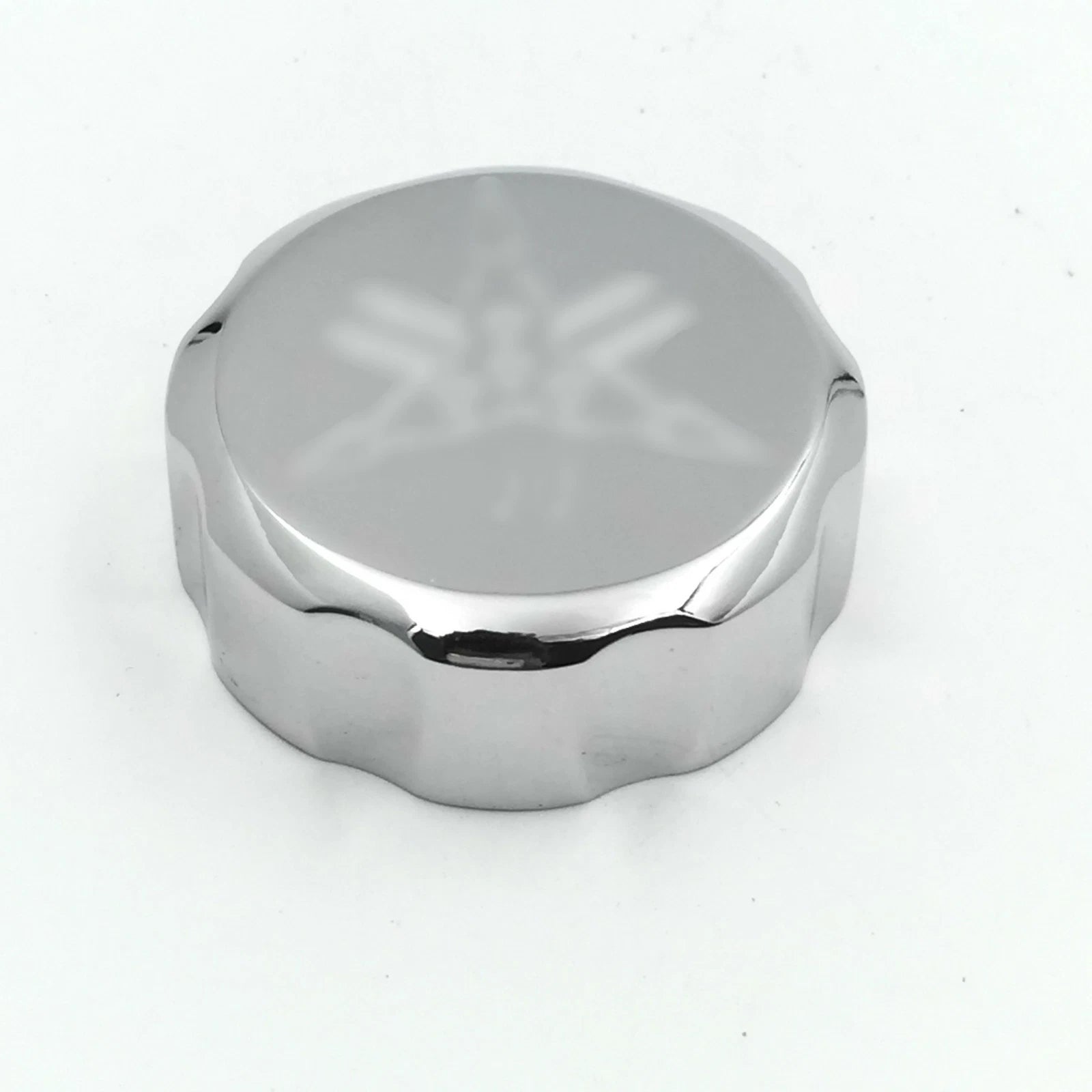 Fluid Reservoir Cap Cover for Yamaha YZF R6 (2003–2005), YZF R6S (2006–2008), YZF R1 (2004–2008) Chrome