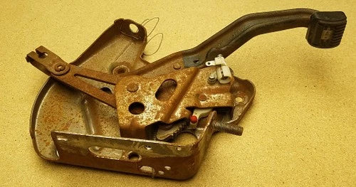 Brake Emergency Pedal Assembly for Lincoln Mark VIII (1993–1996)