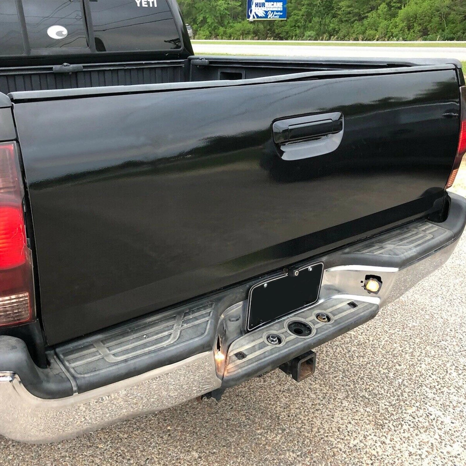 Rear Tailgate Assembly for Toyota Tacoma (2005–2015)