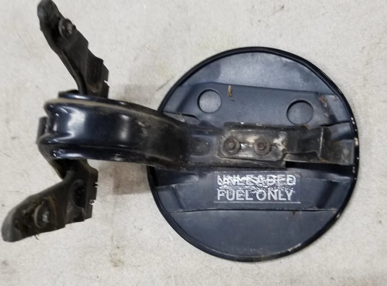 Fuel Cap Door with Lock for Thunderbird Cougar (1986–1988)