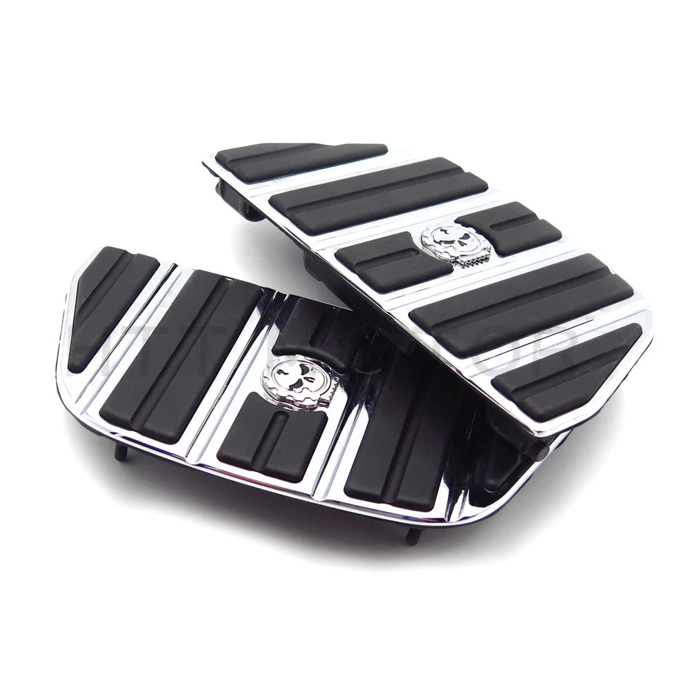 Gear Skull Passenger Footboard for Harley Touring (1987–2015) & Softail (1986–2015)