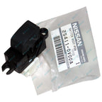 Electric Power Window Door Single Switch for Nissan Patrol GU Y61 97~12 Genuine