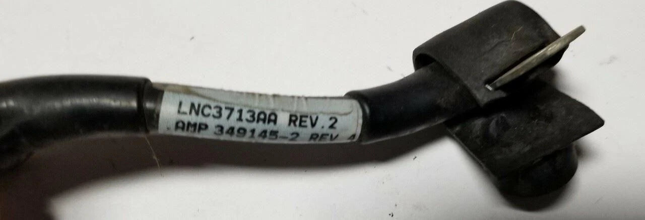 Battery Cable Link Fuse Box Connector for Jaguar XJ8 XK8 XJR VDP (1998–2003) LNC371
