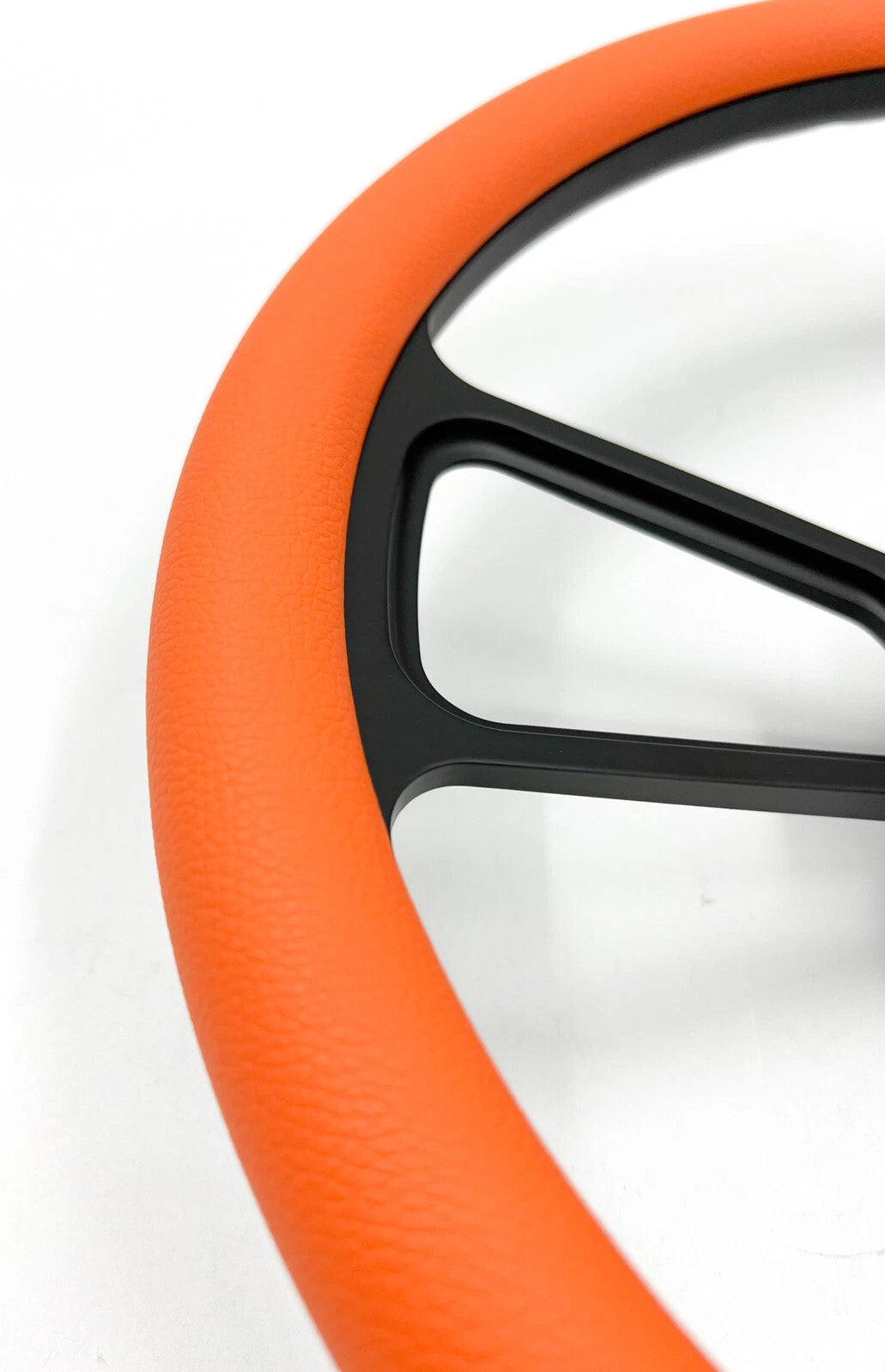 14 Inch Black 5 Hole Slotted Steering Wheel for Universal Fit Cars (—)