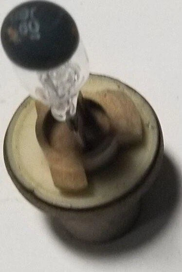 Fog Light Bulb for Ford Thunderbird Cougar (1989–1997)