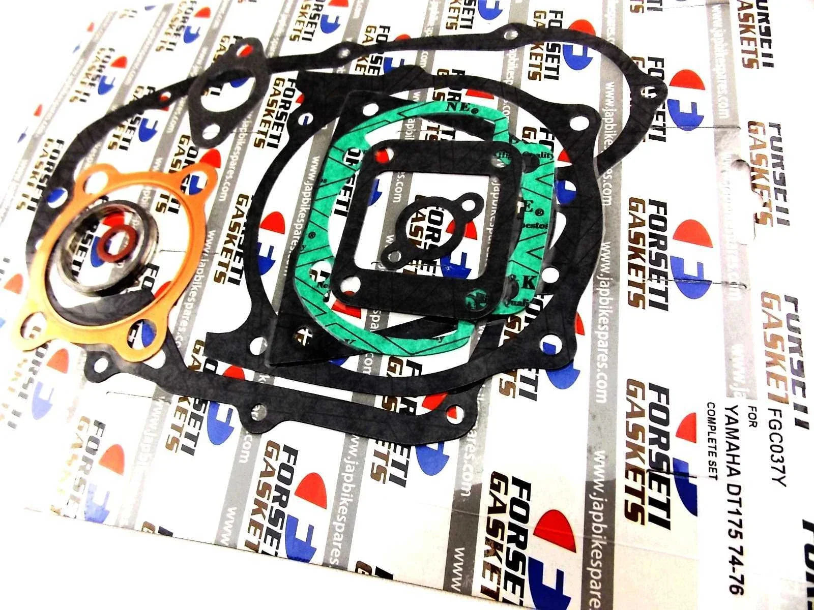 Complete Engine Gasket Set for YAMAHA DT175 (1974-1976)