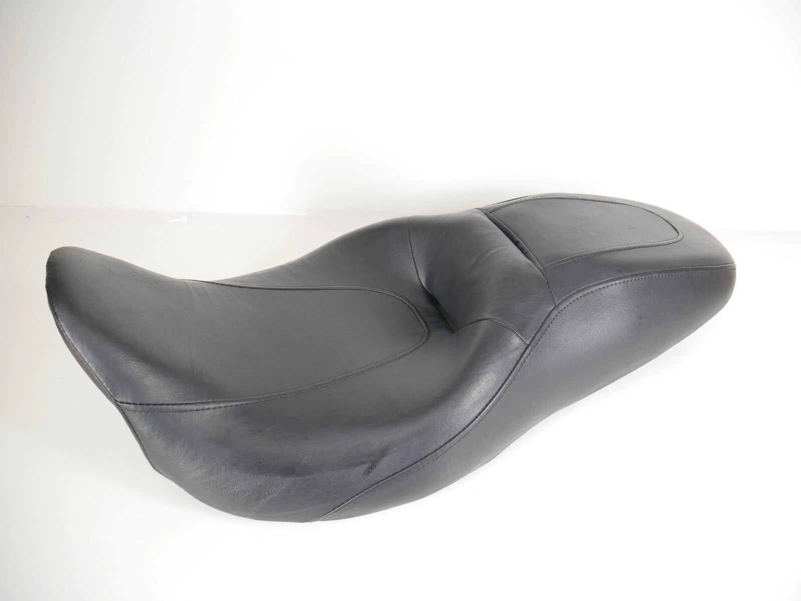 2-Up Seat for Harley Touring Street Glide Road King (2009–2022)