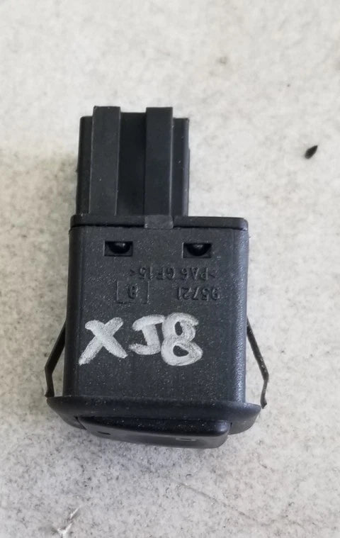Set of 2 Rear Seat Heater Switches for Jaguar XJ8 XJR (1998–2003)