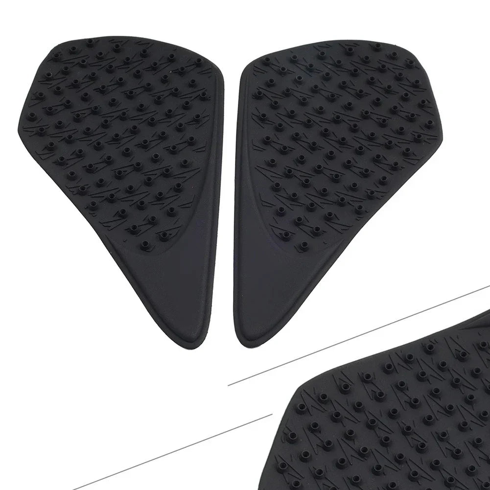 Black Knee Grip Decal Pad for Yamaha YZF-R1 (2007-2008)